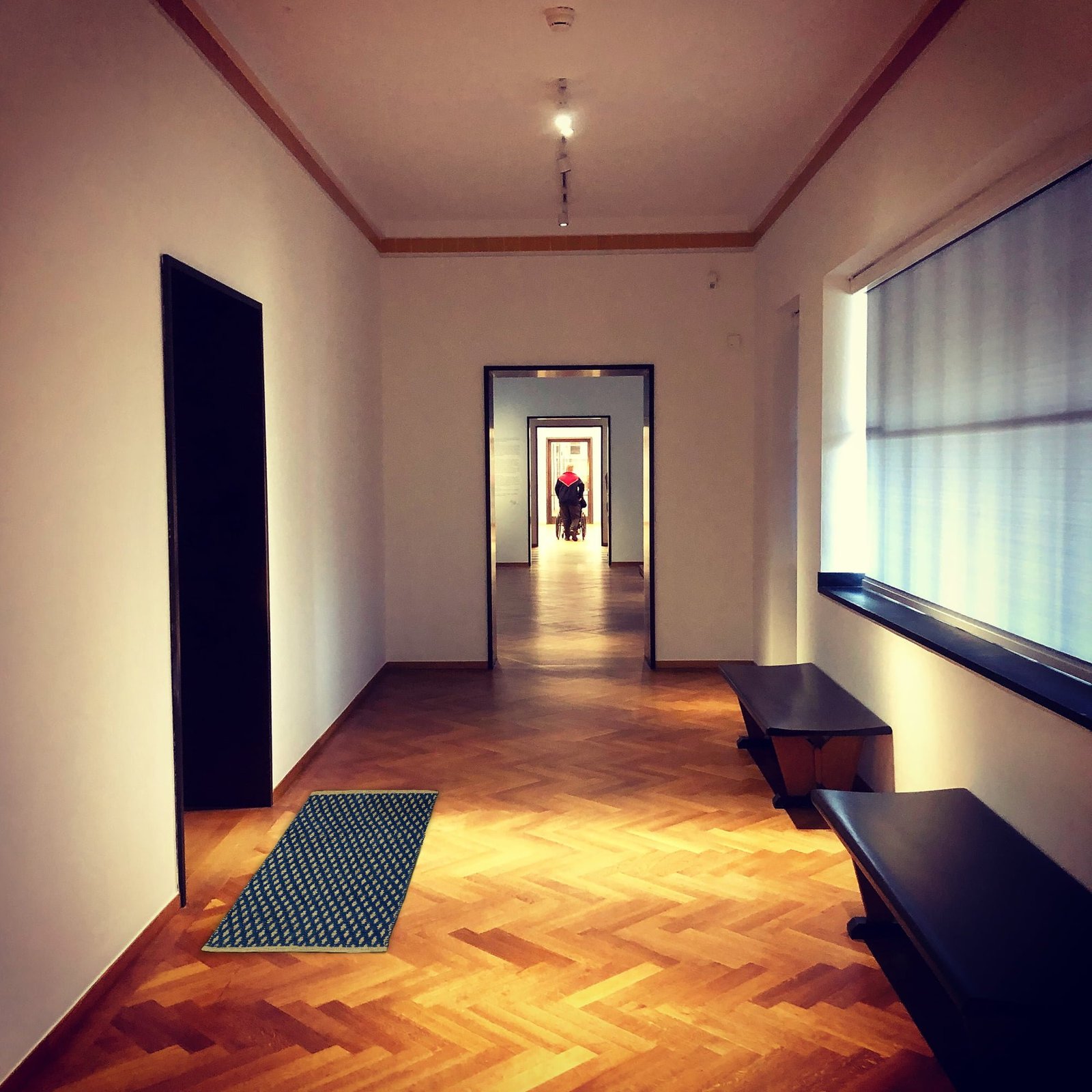 stephen-wood-H-1u_RjUSms-unsplash